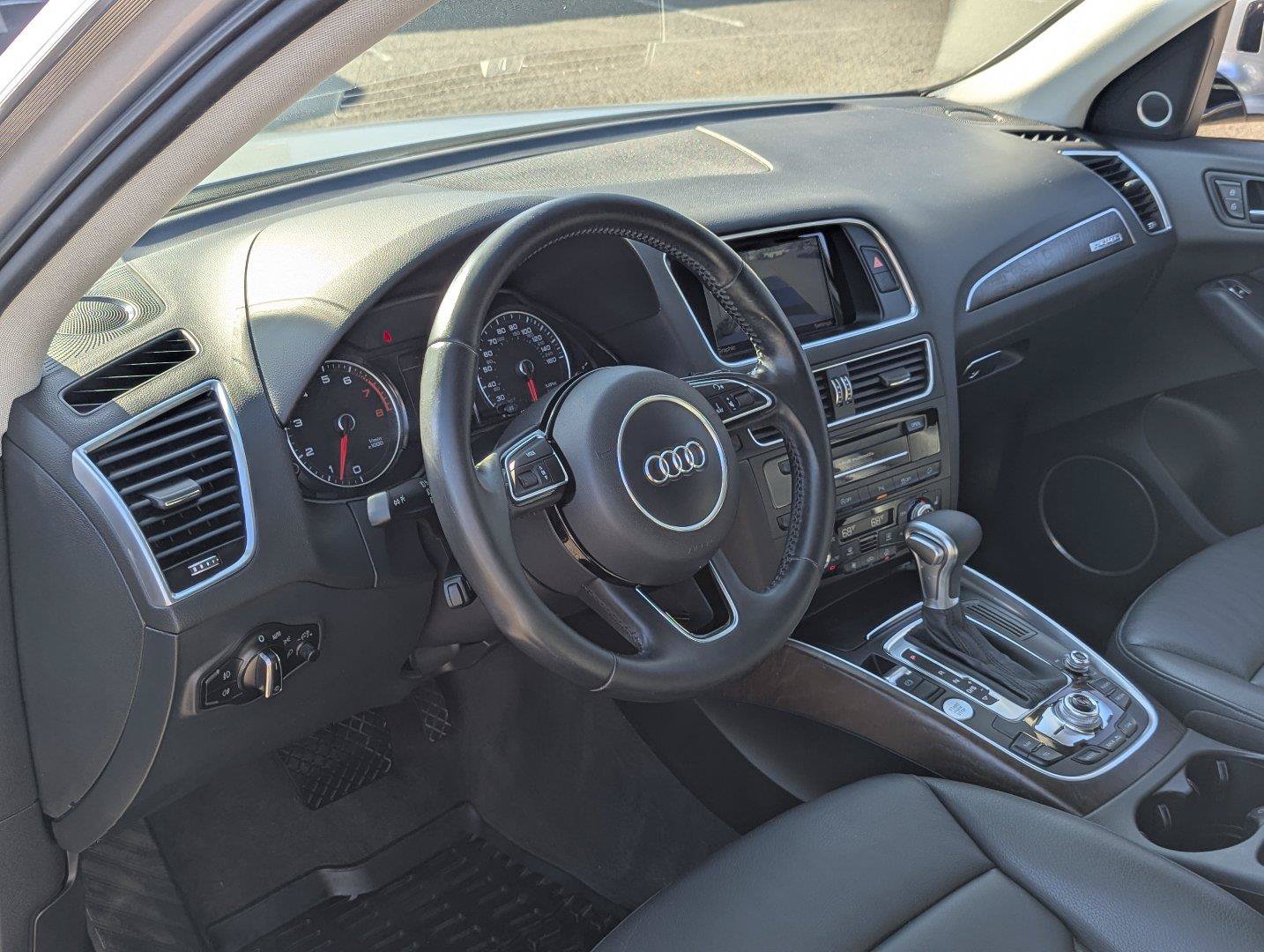 Used 2016 Audi Q5 3.0T Premium Plus w/ Technology Package AWD/4WD image 13