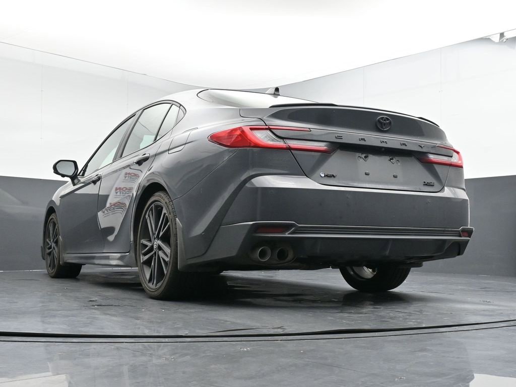 Used 2025 Toyota Camry XSE image 32