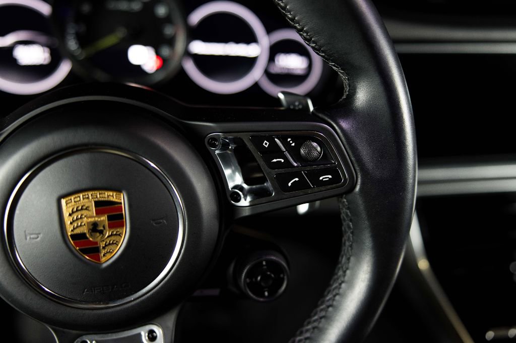 Used 2019 Porsche Panamera Turbo S image 25