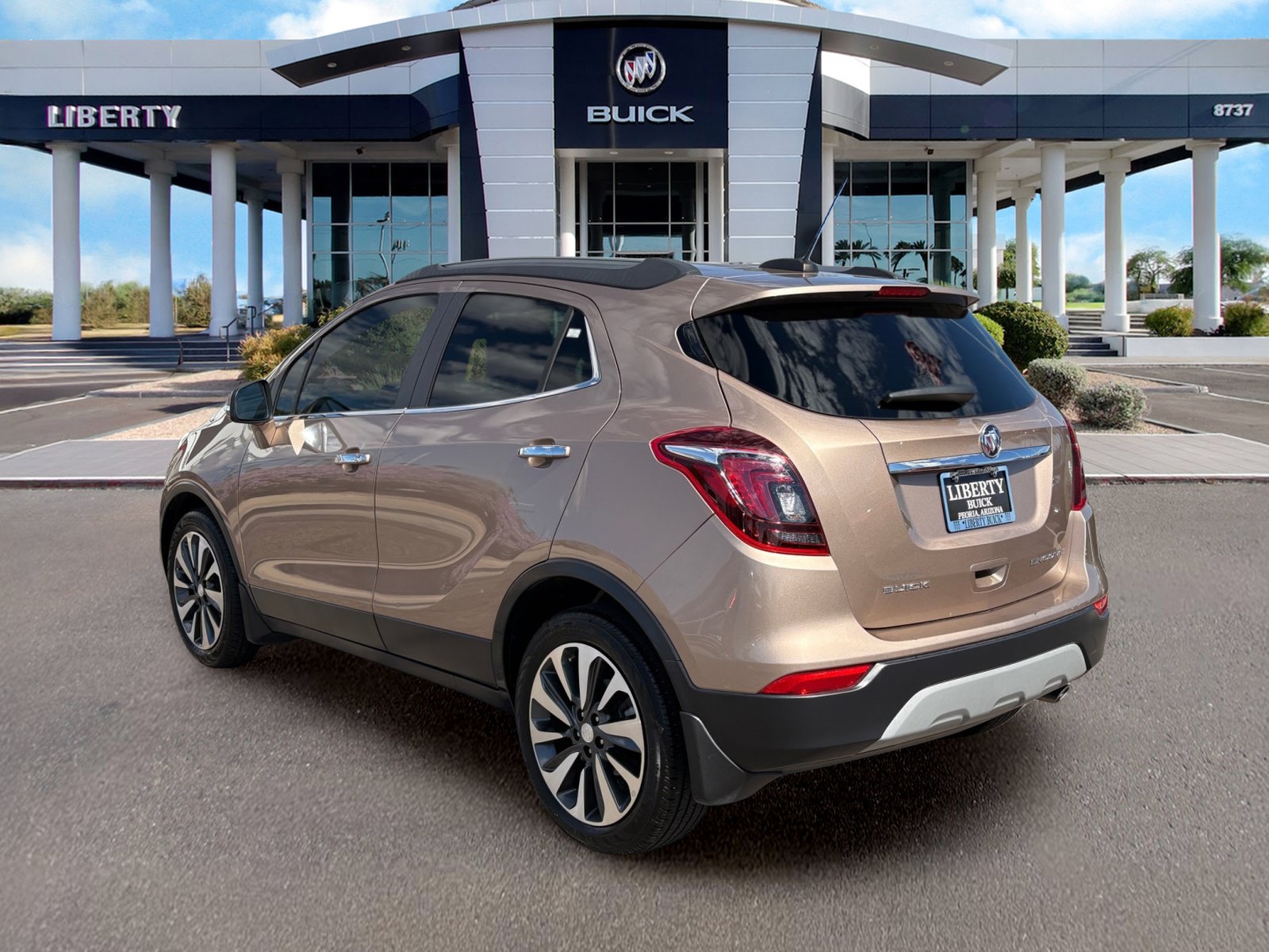 Used 2018 Buick Encore Preferred FWD image 5