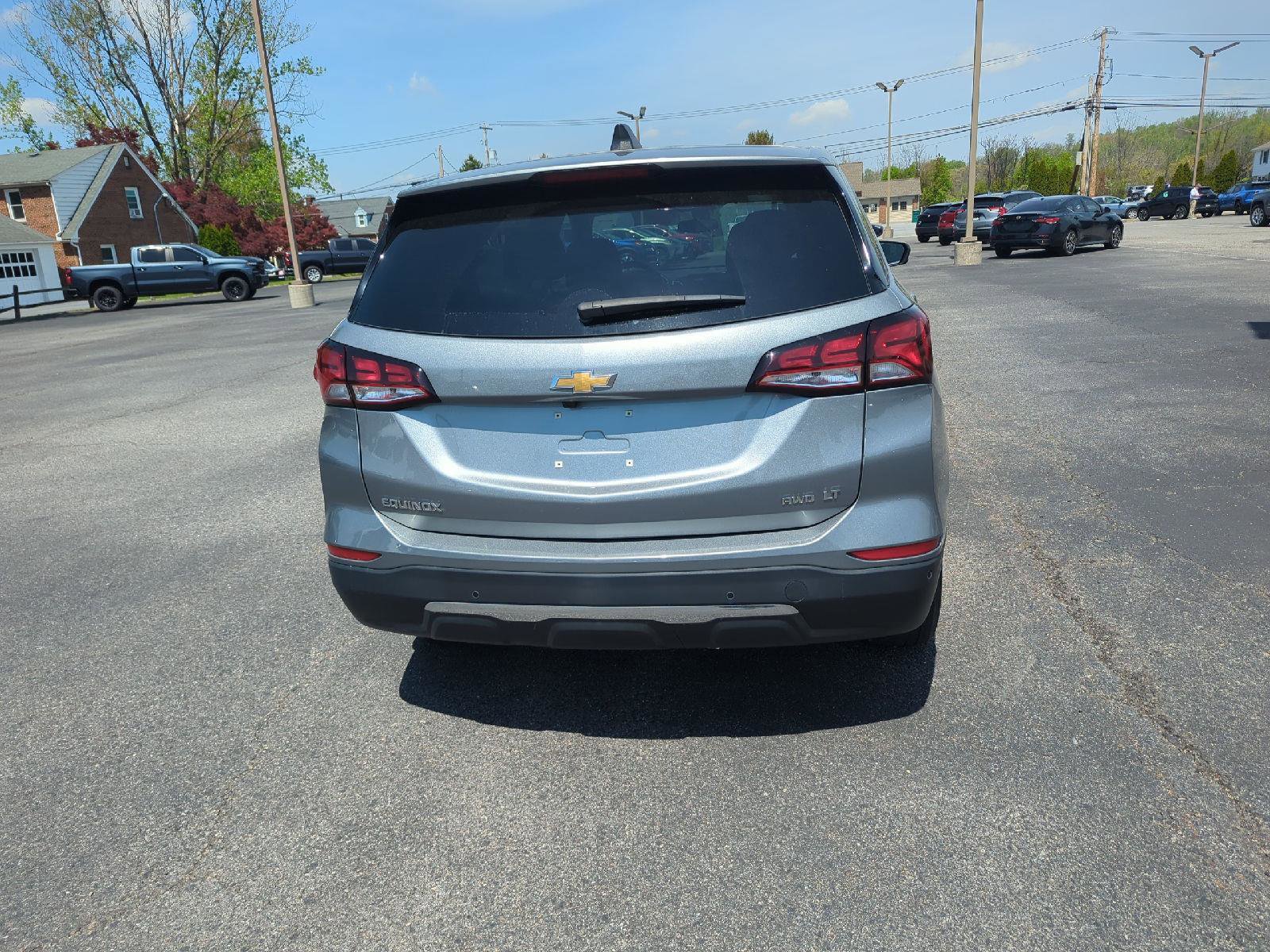 Used 2023 Chevrolet Equinox LT AWD/4WD image 6