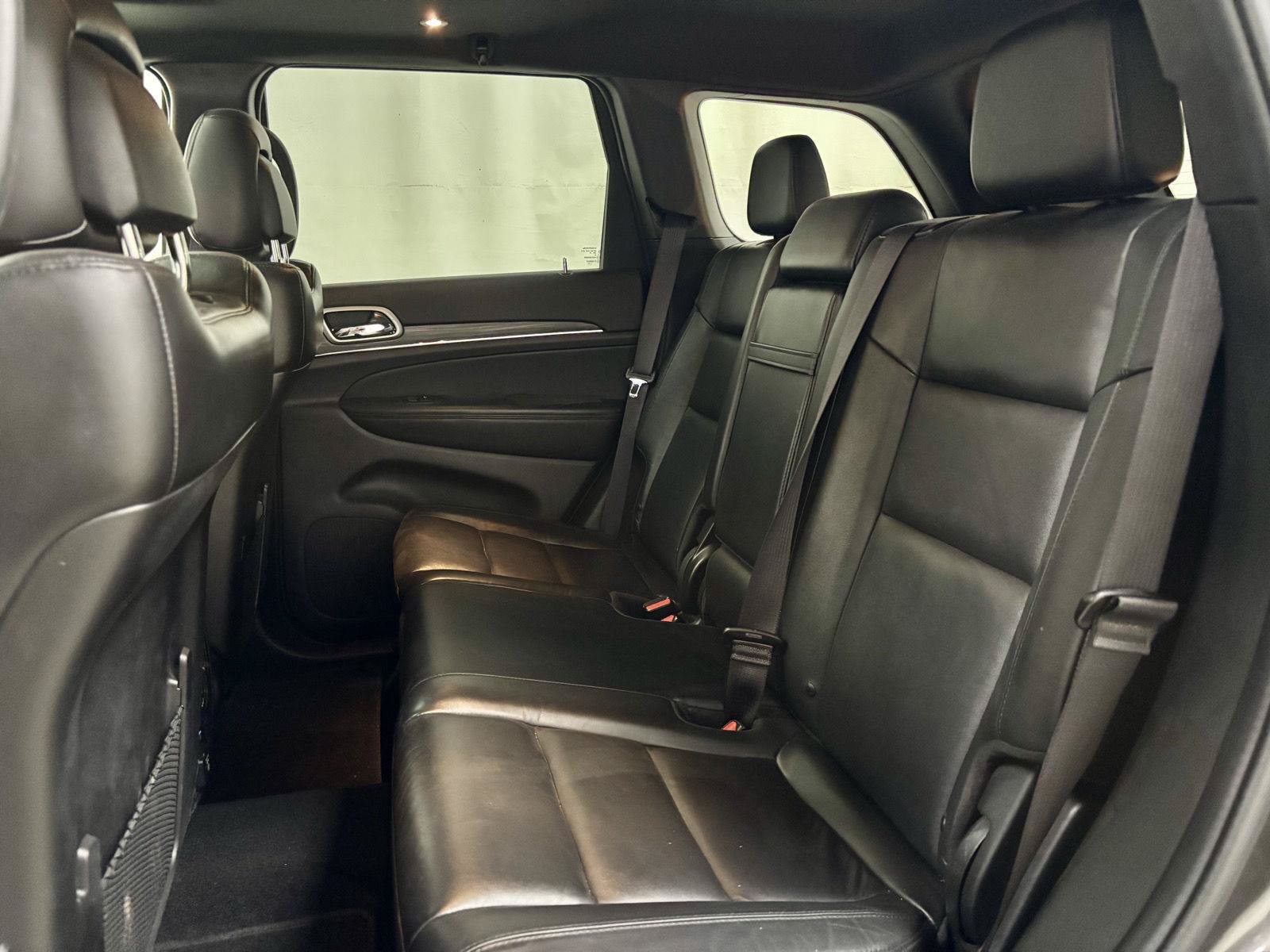 Used 2021 Jeep Grand Cherokee Limited AWD/4WD image 21