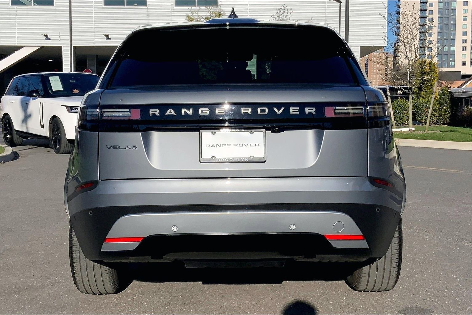 Used 2026 Land Rover Range Rover Velar S AWD/4WD image 4