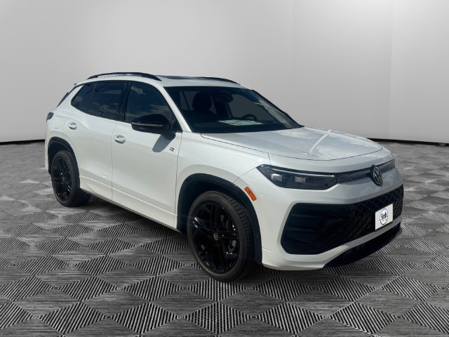 New 2026 Volkswagen Tiguan SE R-Line FWD image 7