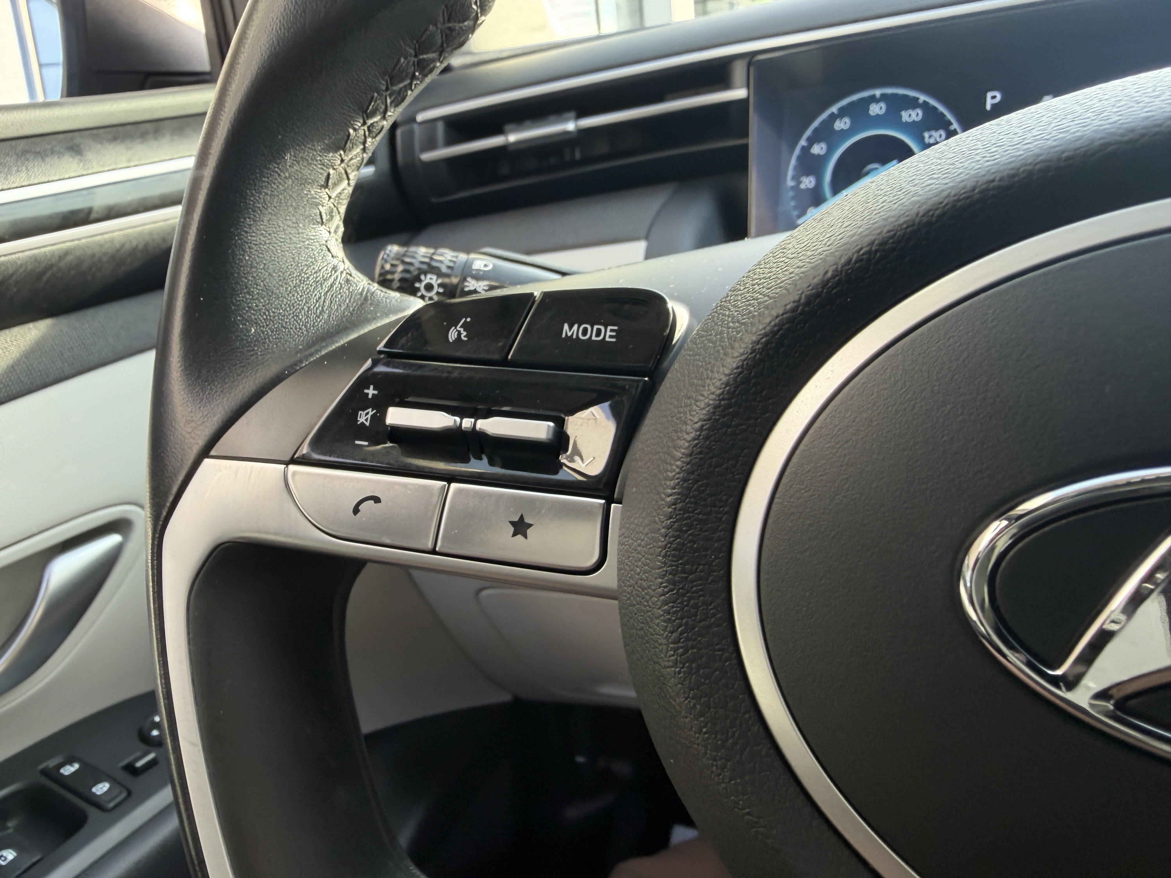 Used 2023 Hyundai Tucson SEL w/ Convenience Package image 32