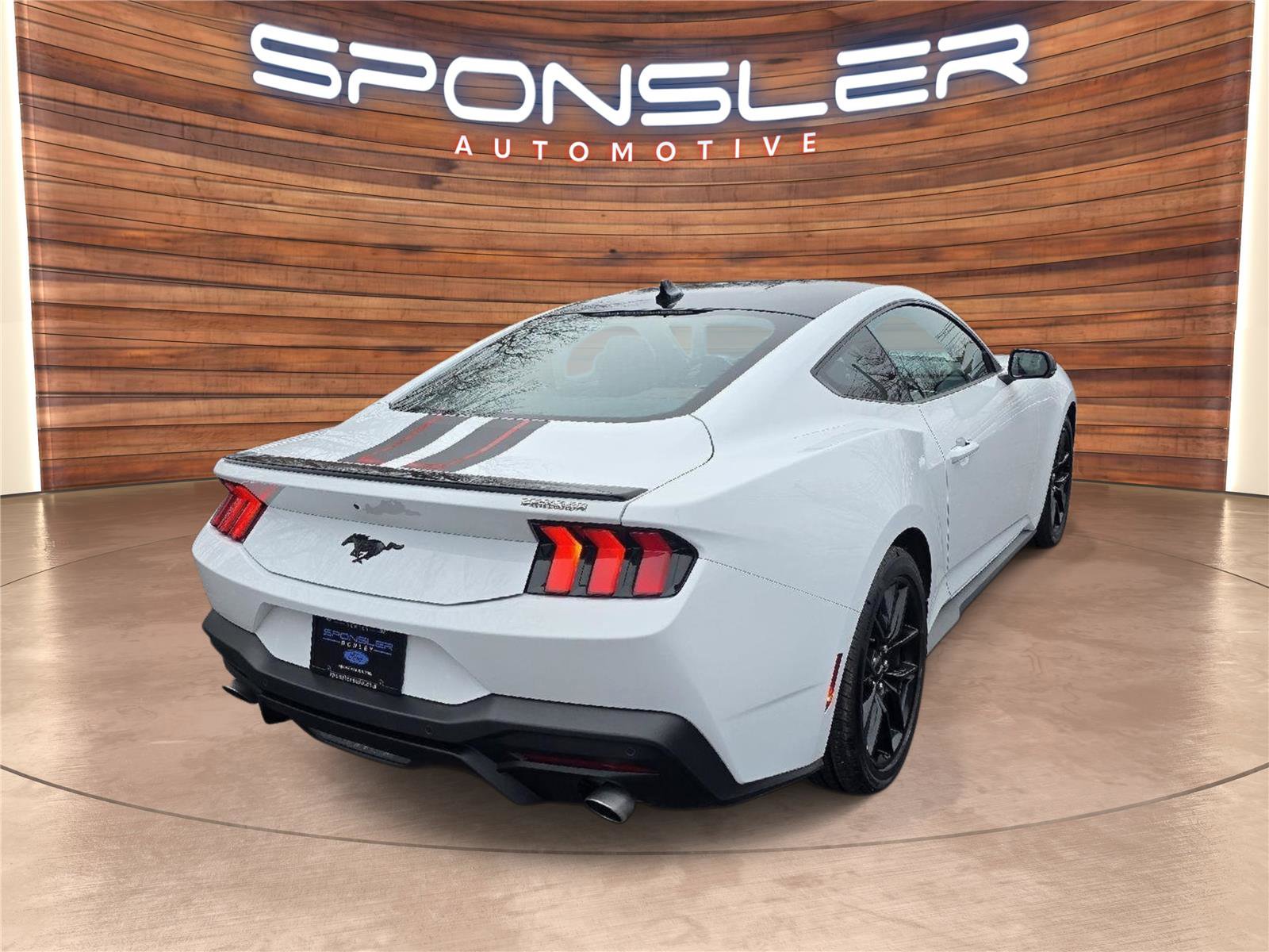 Used 2025 Ford Mustang Premium image 6