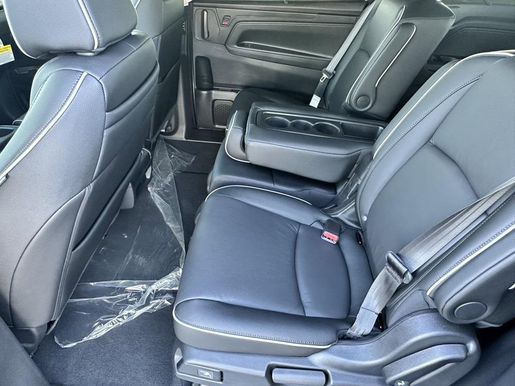 New 2026 Honda Odyssey Touring image 8