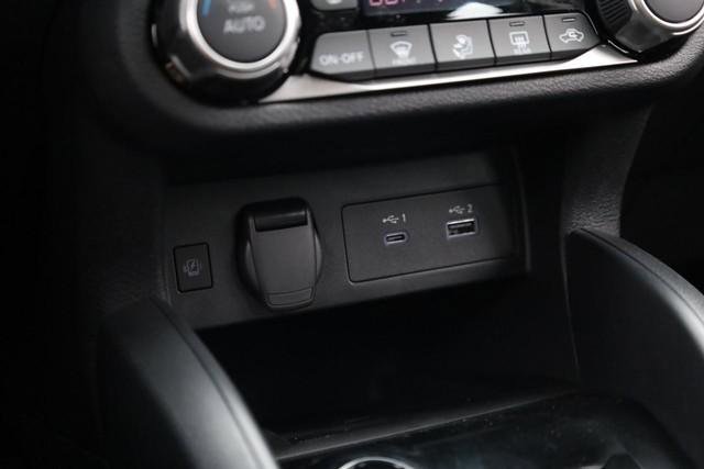 New 2025 Nissan Versa SR w/ Trunk Package image 14