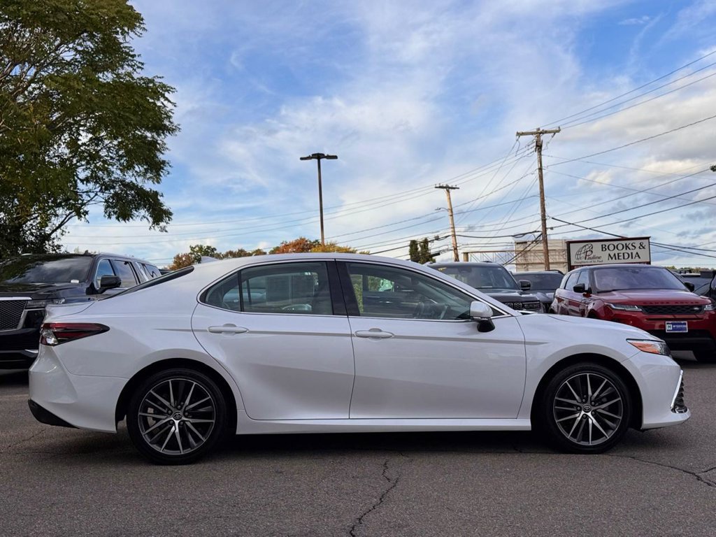 Used 2023 Toyota Camry XLE FWD image 7