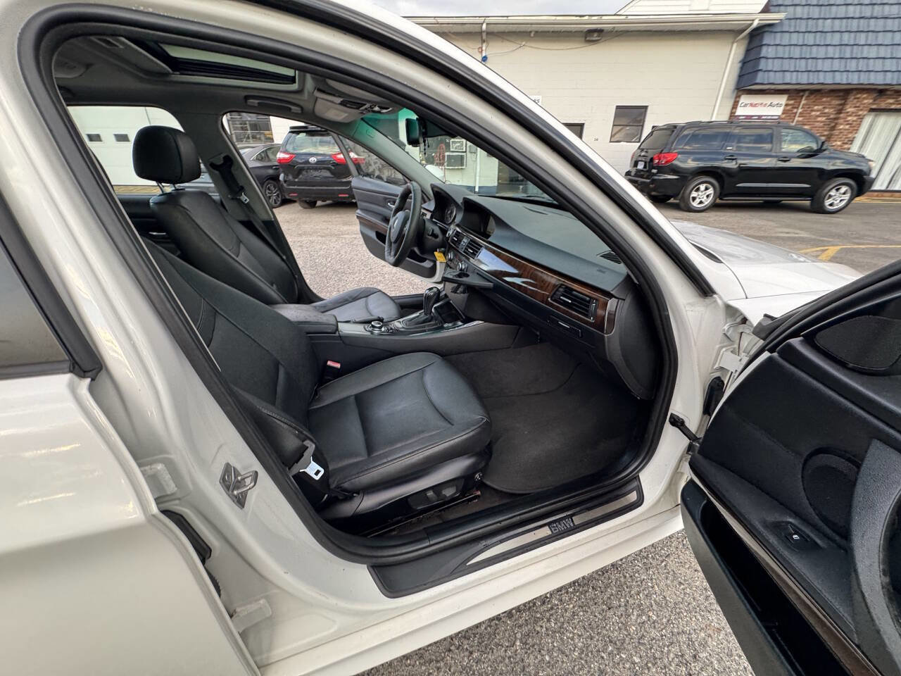 Used 2011 BMW 335i 335i 4dr Sedan image 51