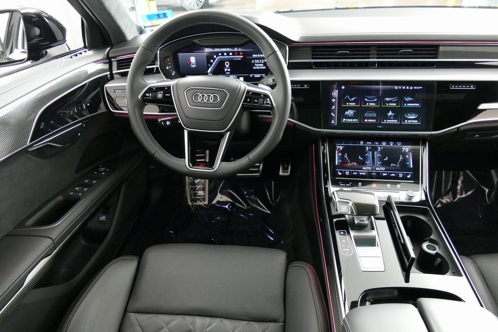 Used 2022 Audi S8 image 27