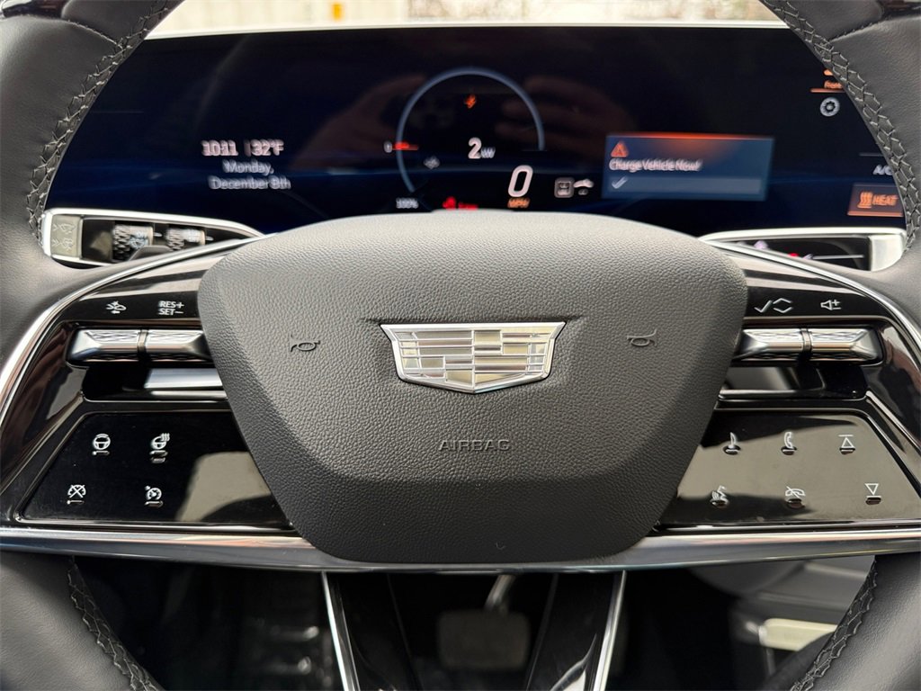 Used 2023 Cadillac Lyriq 2WD image 30