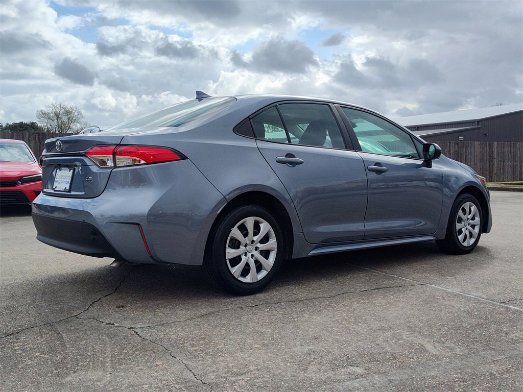 Used 2024 Toyota Corolla LE image 10