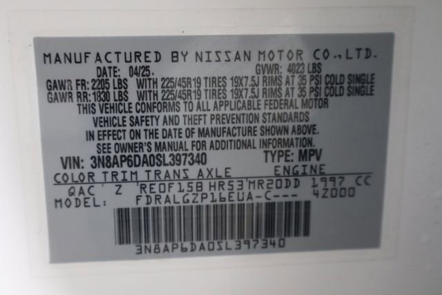 Used 2025 Nissan Kicks SR FWD image 35