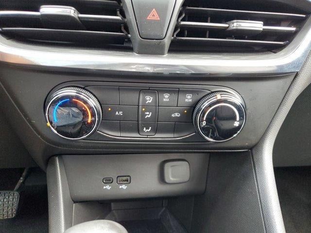 Used 2024 Buick Encore GX Preferred FWD image 26