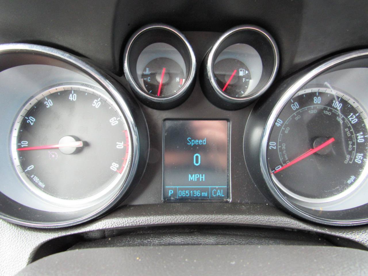 Used 2013 Buick Encore Premium AWD/4WD image 19