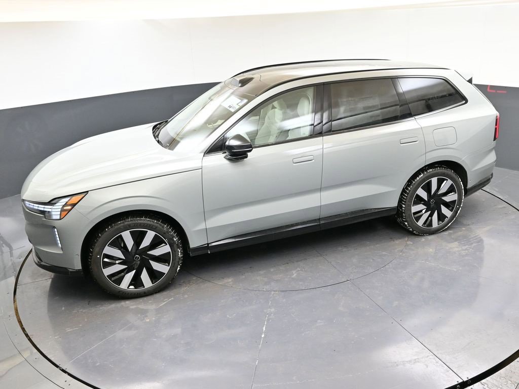 New 2025 Volvo EX90 Ultra image 36