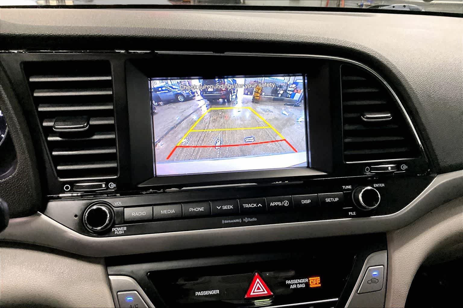Used 2017 Hyundai Elantra SE FWD image 26