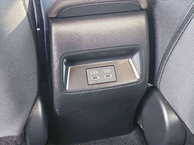 Used 2025 Toyota Corolla LE FWD image 23