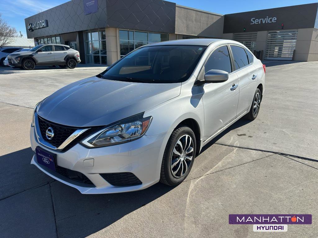 Used 2018 Nissan Sentra S image 1