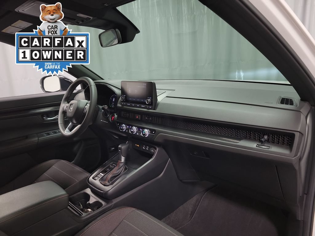 Used 2025 Honda CR-V Sport image 28
