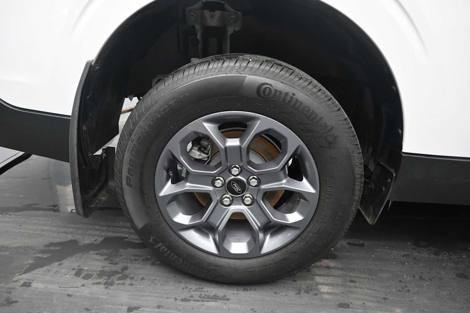 Used 2025 Ford Maverick XLT w/ XLT Luxury Package AWD/4WD image 9