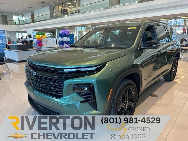 New 2027 Chevrolet Traverse LT w/ Midnight/Sport Edition