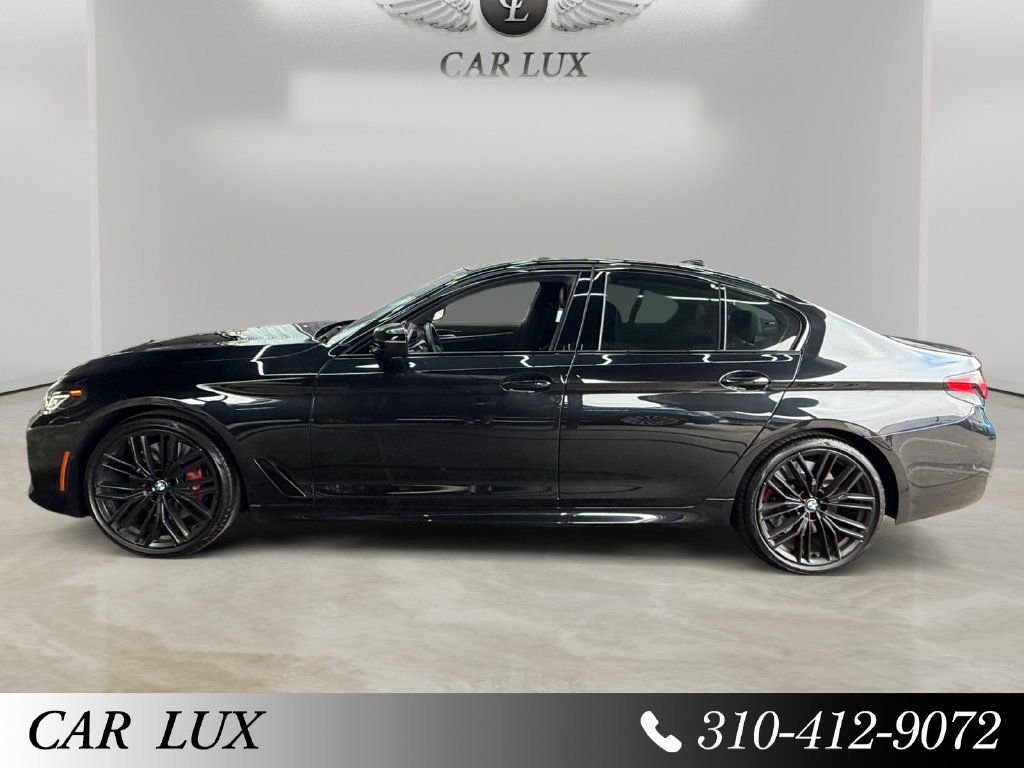 Used 2023 BMW 540i w/ Executive Package RWD image 2