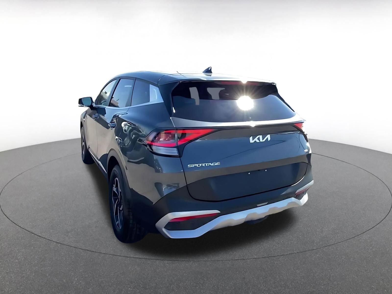 Used 2025 Kia Sportage LX image 11