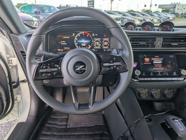Used 2025 Nissan Z Sport w/ Floor Mat Package image 13