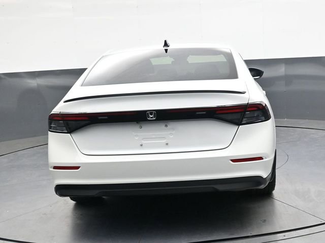 Used 2023 Honda Accord Sport image 4