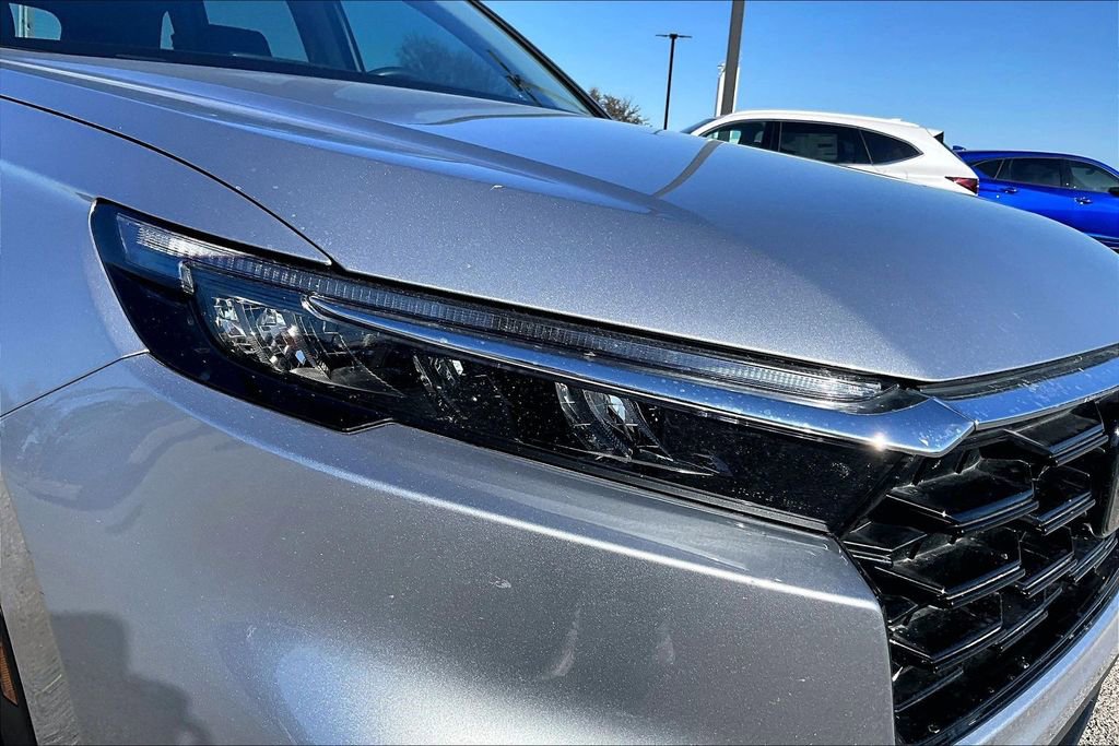 Used 2025 Honda CR-V EX-L image 40