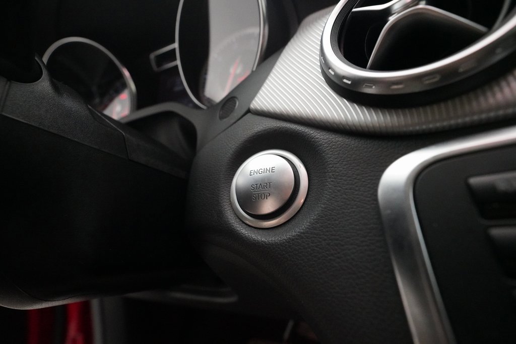 Used 2015 Mercedes-Benz GLA 250 4MATIC image 30