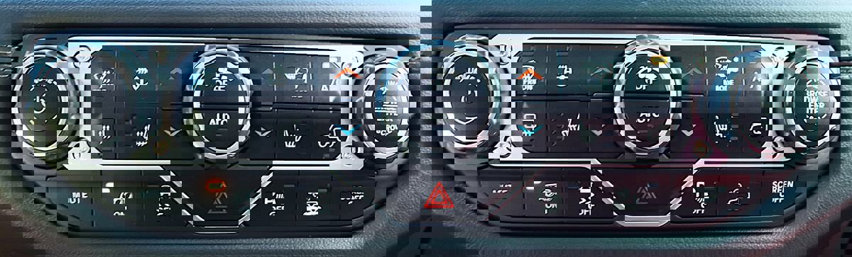 Used 2024 Jeep Wrangler Unlimited Rubicon 392 image 51