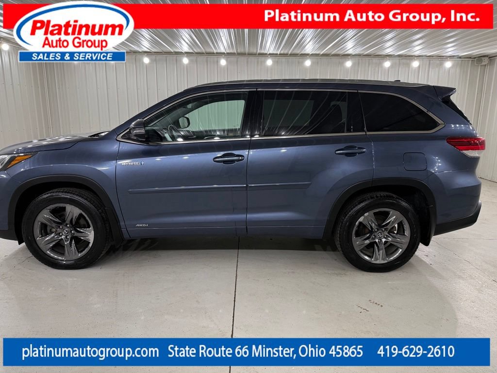 Used 2019 Toyota Highlander Limited Platinum AWD/4WD image 2