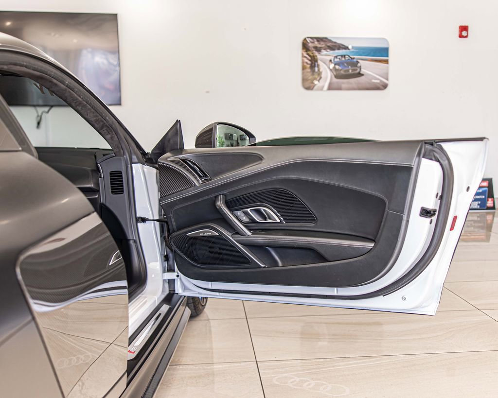 Used 2017 Audi R8 V10 plus image 29