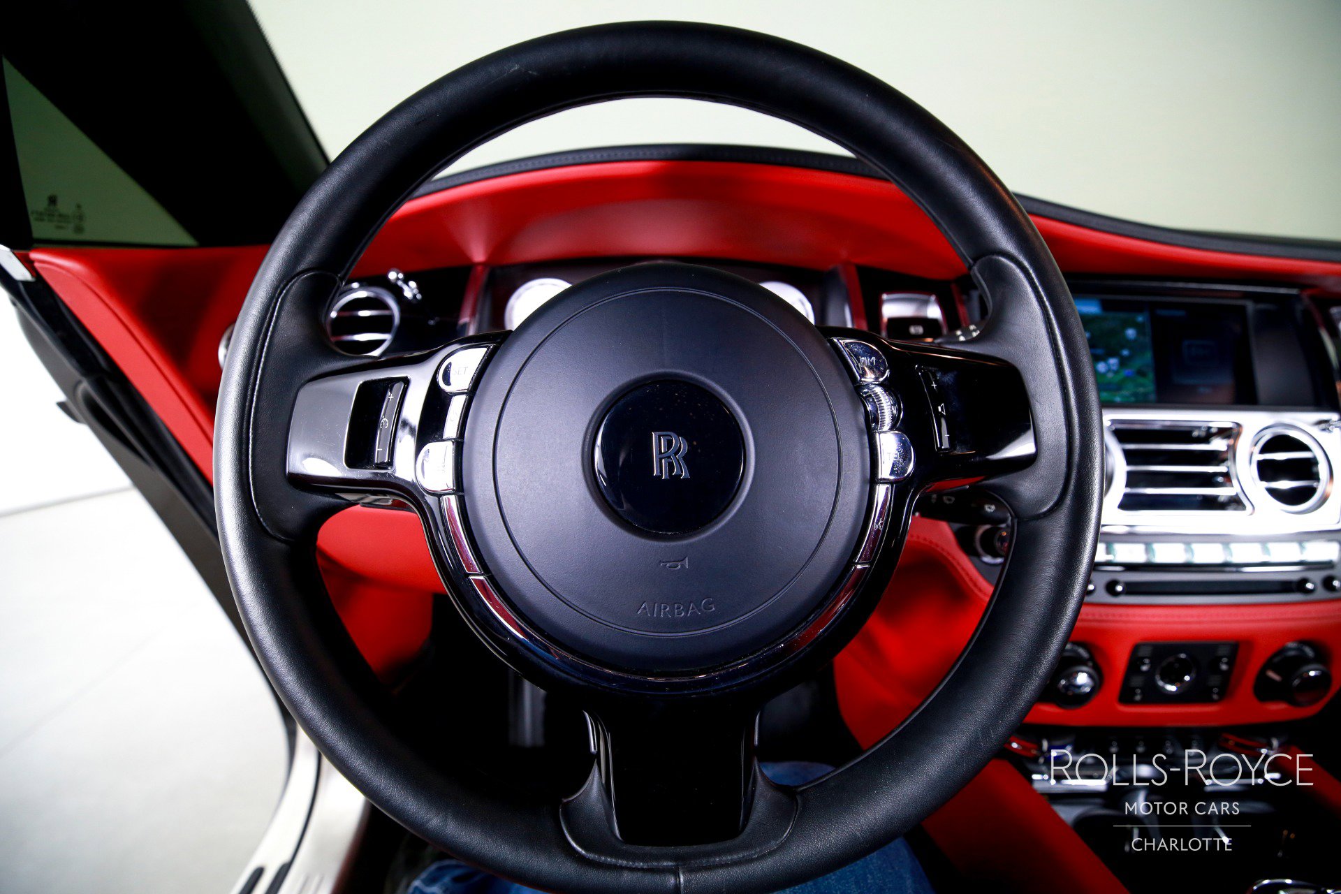 Used 2020 Rolls-Royce Wraith image 15