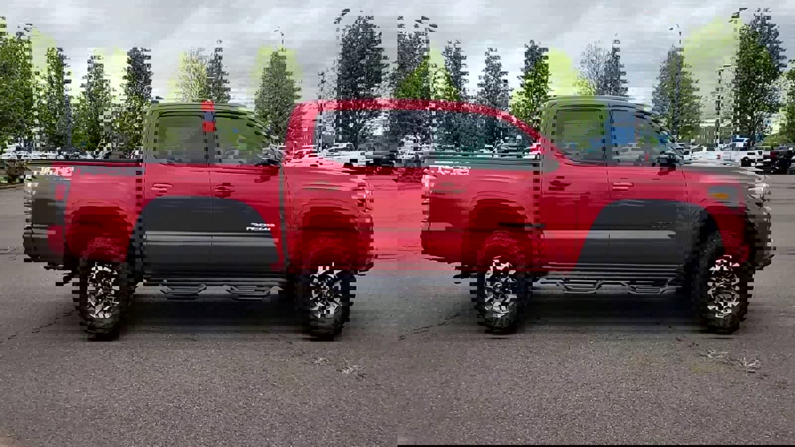 Used 2022 Toyota Tacoma TRD Off-Road w/ Technology Package image 9