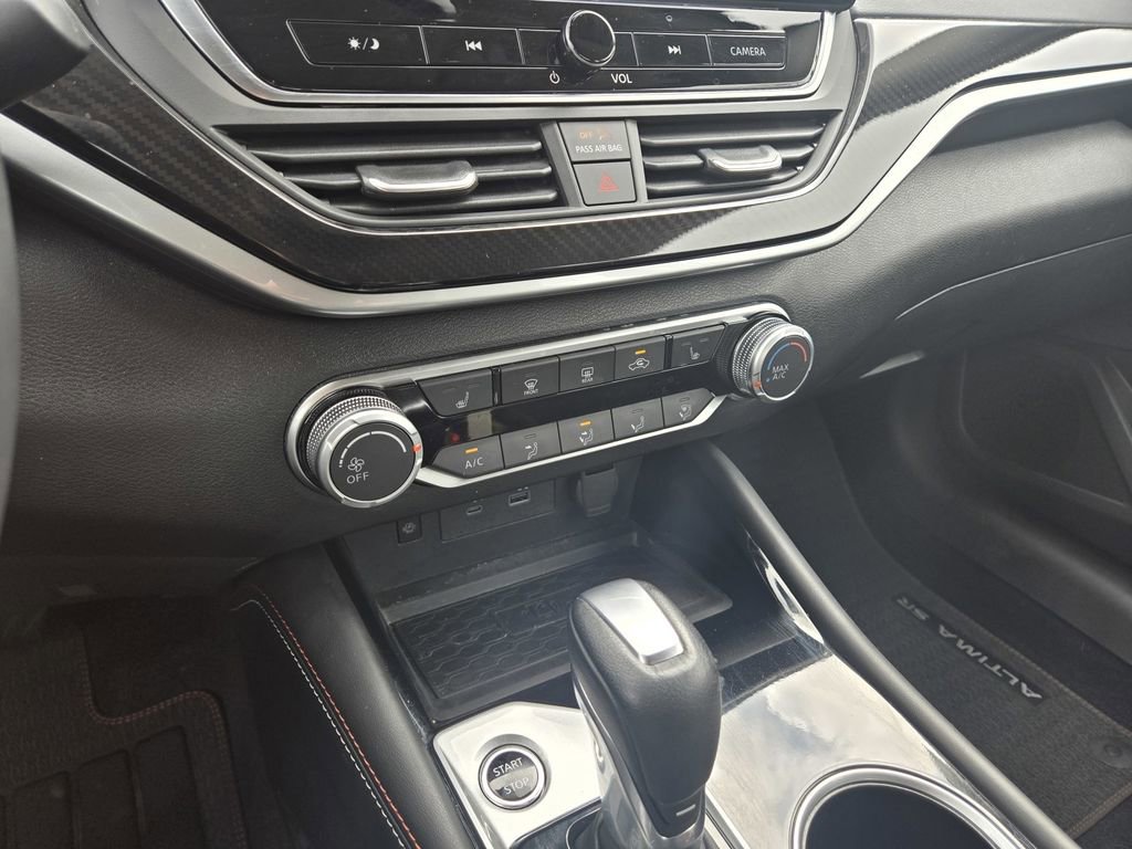 Used 2023 Nissan Altima 2.5 SR w/ SR Premium Package FWD image 15