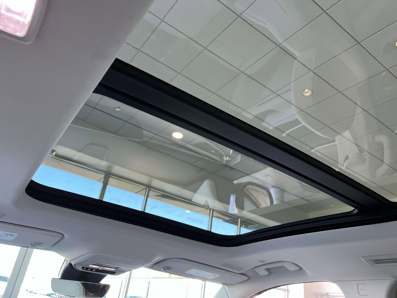 New 2026 Buick Enclave Avenir w/ Super Cruise Package image 14