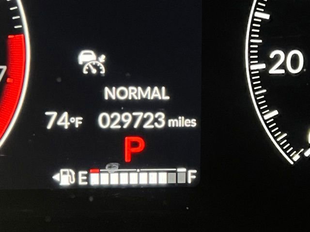 Used 2025 Honda Pilot Touring image 23