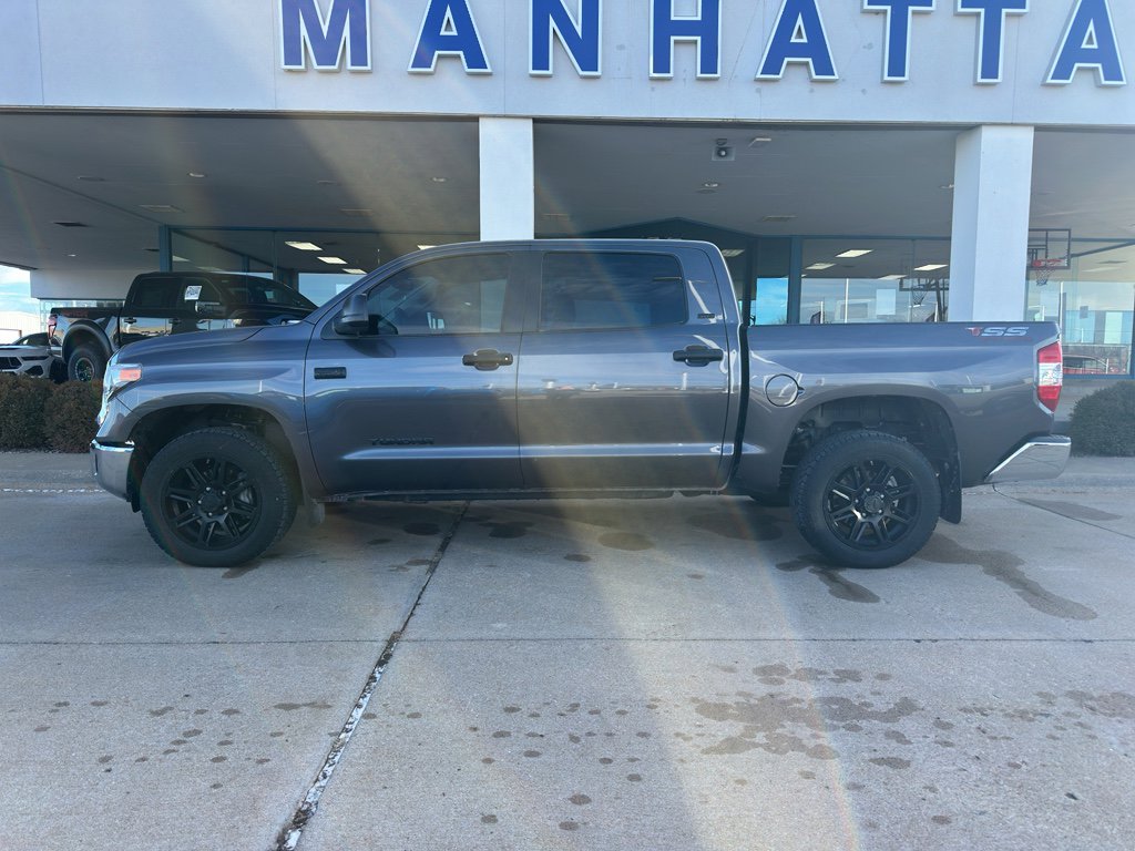 Used 2020 Toyota Tundra SR5 image 4