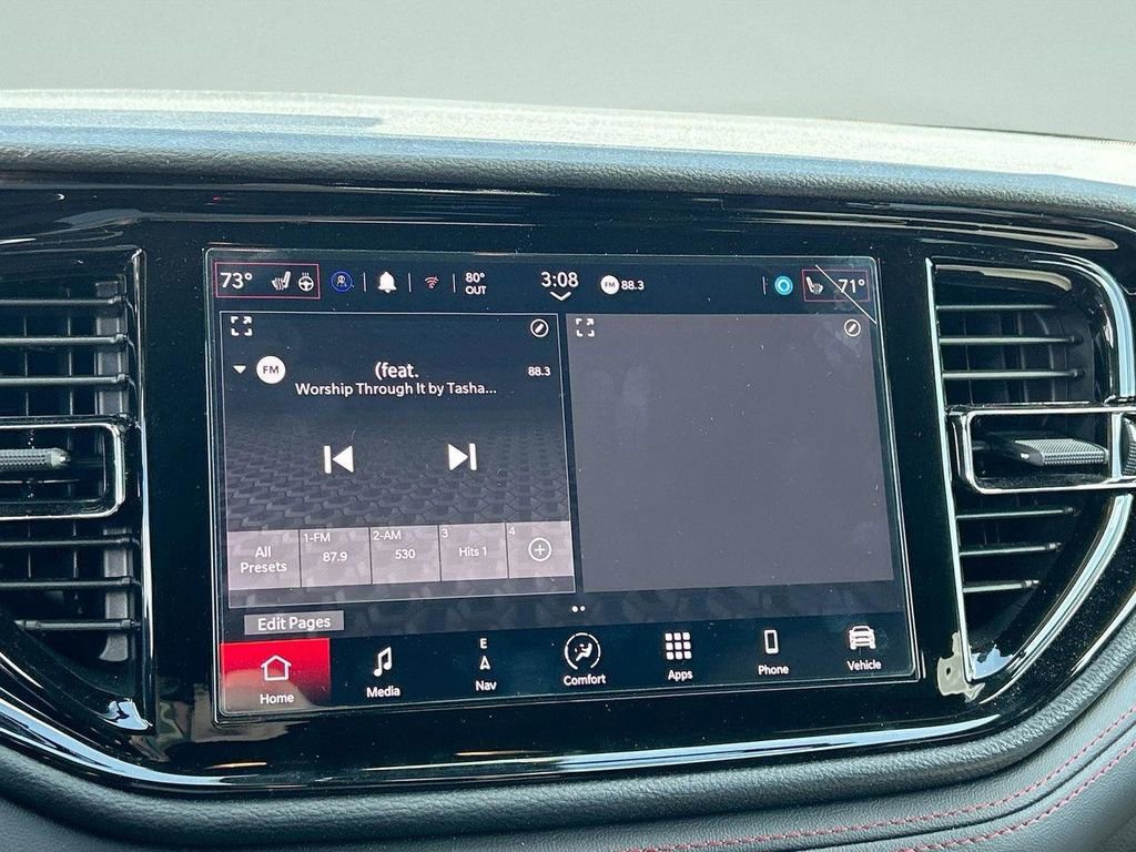 Used 2025 Dodge Durango GT image 27