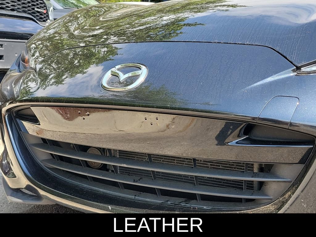 Used 2019 MAZDA MX-5 Miata RF Grand Touring RWD image 3