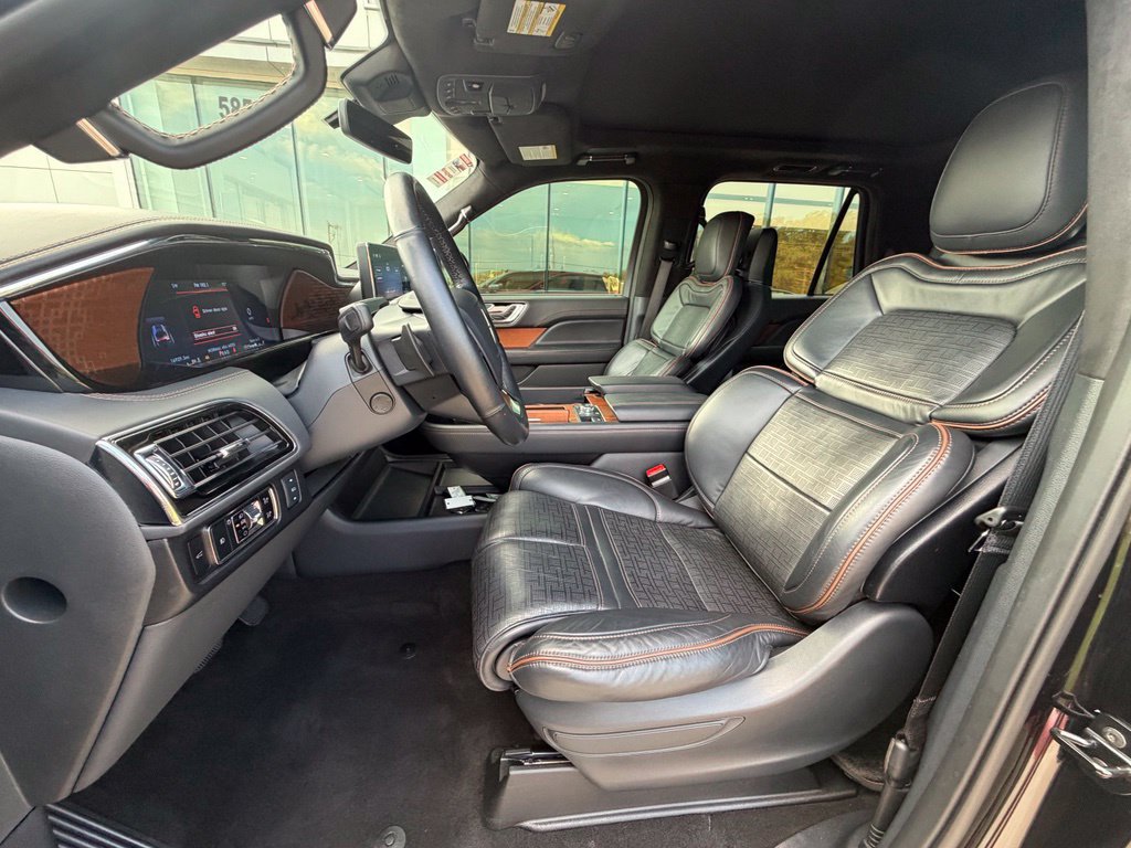 Used 2024 Lincoln Navigator Black Label AWD/4WD image 14