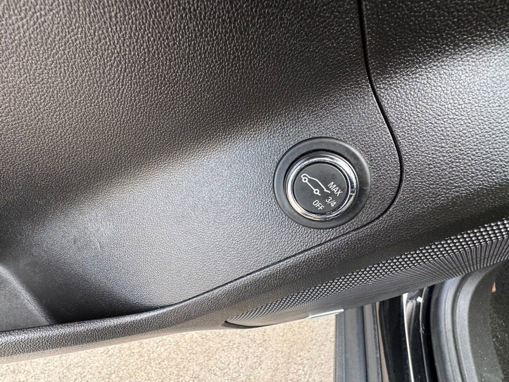 Used 2017 GMC Acadia SLE w/ Driver Alert Package I image 19