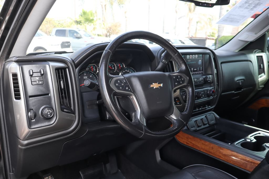 Used 2018 Chevrolet Silverado 1500 High Country RWD image 22