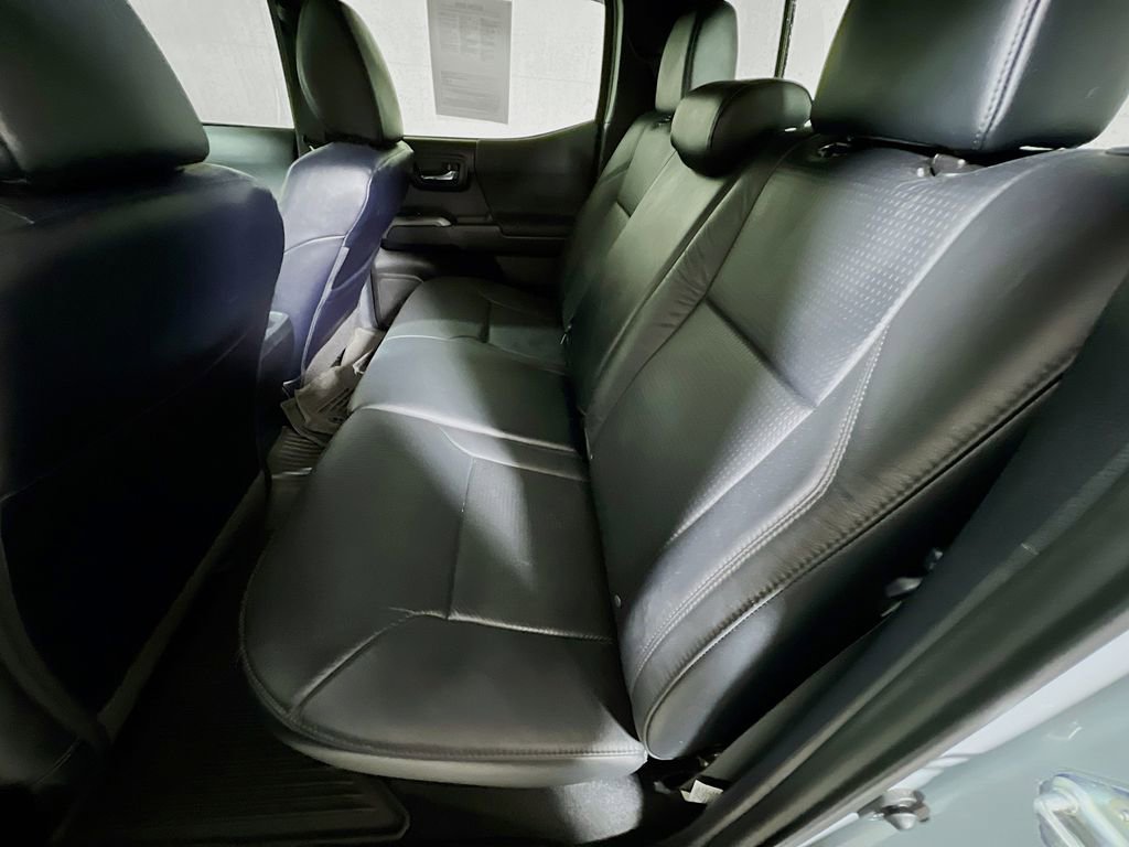 Certified 2021 Toyota Tacoma TRD Off-Road w/ TRD Premium Off Road Package image 24