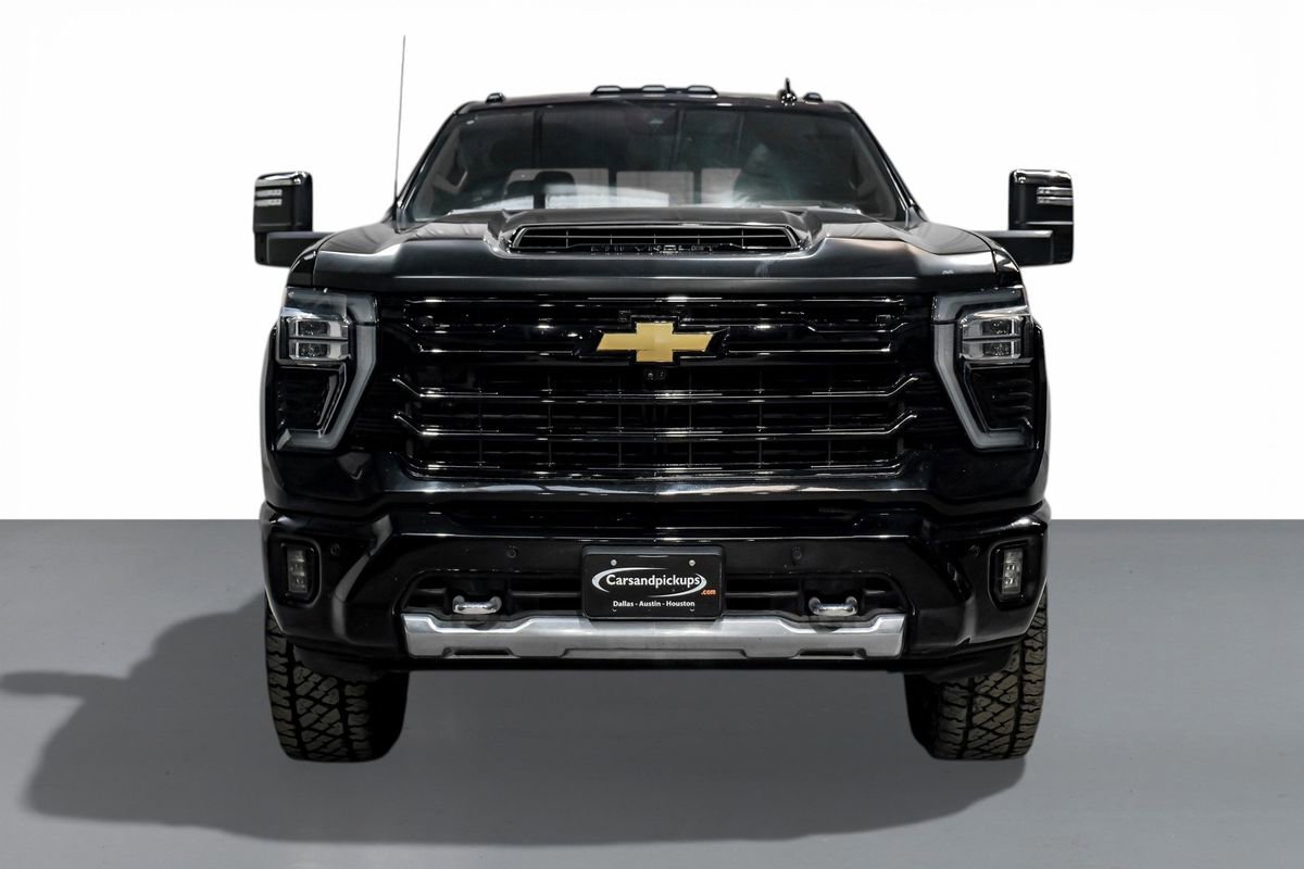 Used 2024 Chevrolet Silverado 2500 High Country w/ High Country Premium Package image 4
