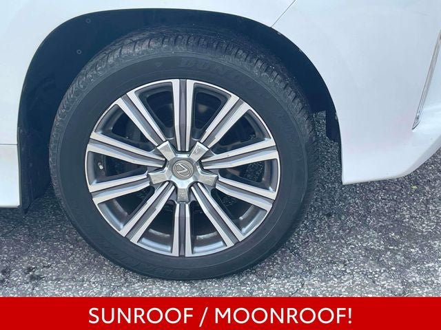 Used 2016 Lexus LX 570 4WD w/ Luxury Package image 11